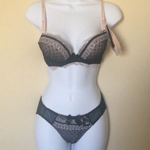 Bra and panty set